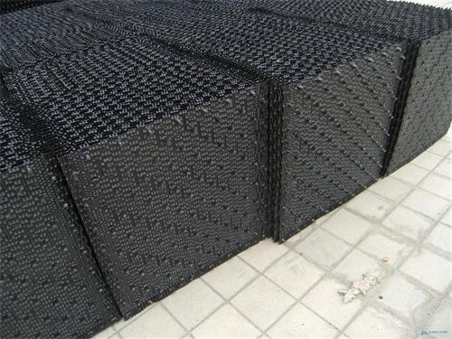 閉式冷卻塔填料有必要定期清洗和更換嗎？