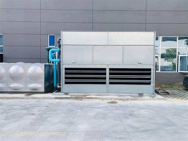 使用閉式冷卻塔比開式冷卻塔更節(jié)能和節(jié)省費(fèi)用嗎？