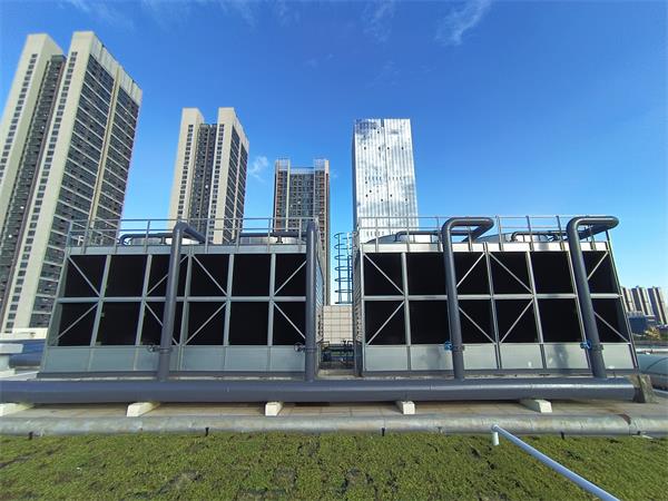 橫流冷卻塔和逆流冷卻塔的區(qū)別有哪些？應(yīng)該怎么選擇